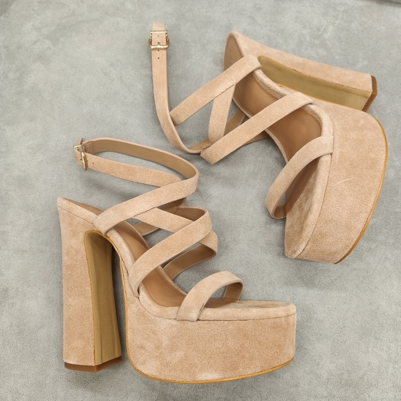 Gianni Bini Platform Sandals 11 Nude Cream Suede Margee Chunky Heels Y2K New$110 - Picture 2 of 13